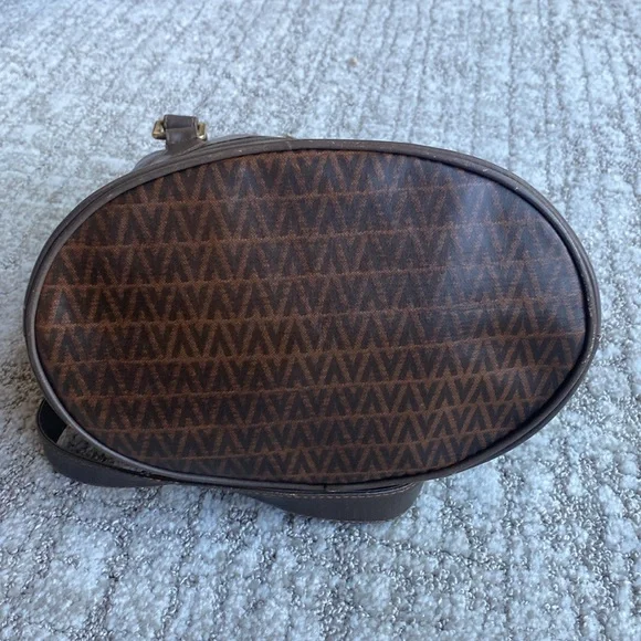 Valentino Brown Bucket Bag - Picture 4 of 11